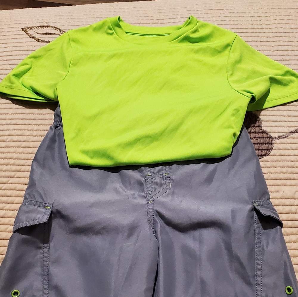 Boys Board Shorts & Rash Guard